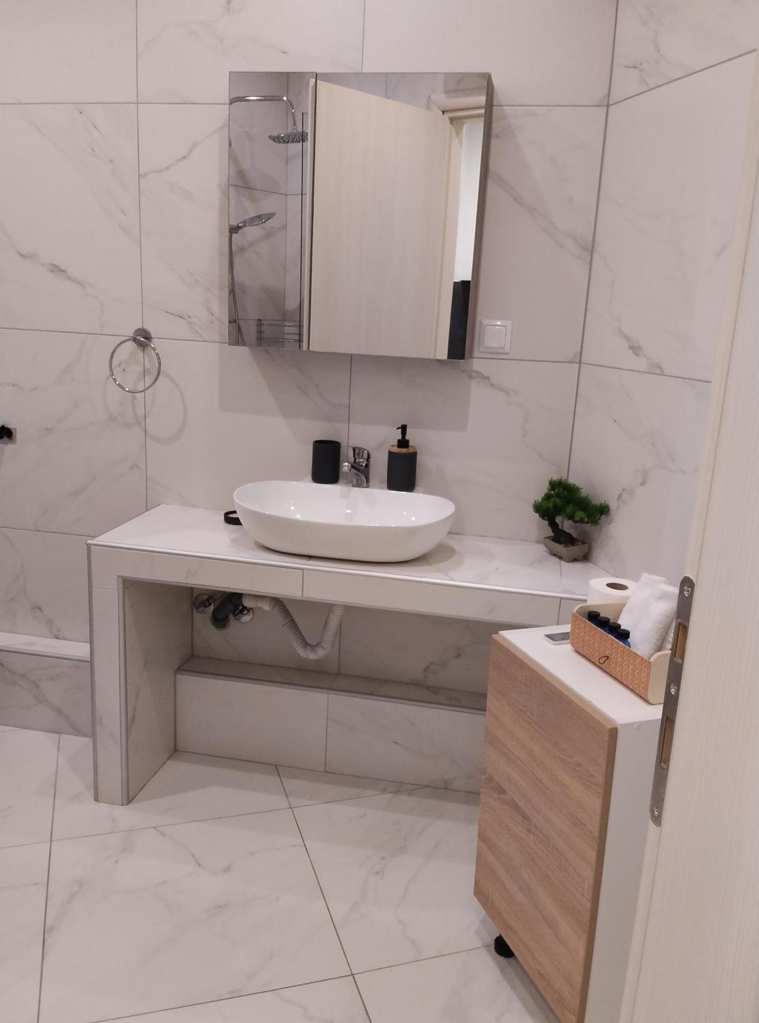 Domus Apartment - City Center فيريا المظهر الخارجي الصورة